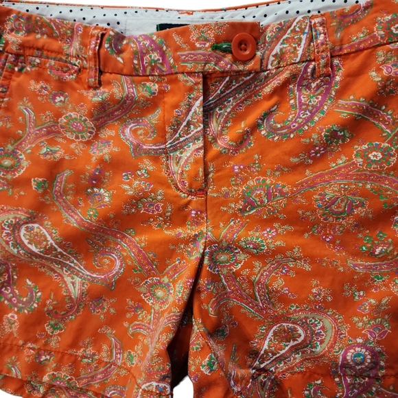Women's shorts , tommy hilfiger size 8 orange paisley design zip & button front - Picture 4 of 9